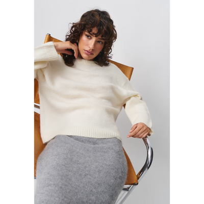 Isolde Oversized Damenpullover – Sanft und Stilvoll