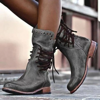Elegante Damen-Cowboystiefel im Western-Stil – Mit Spitzem Design und Raffinierten Akzenten