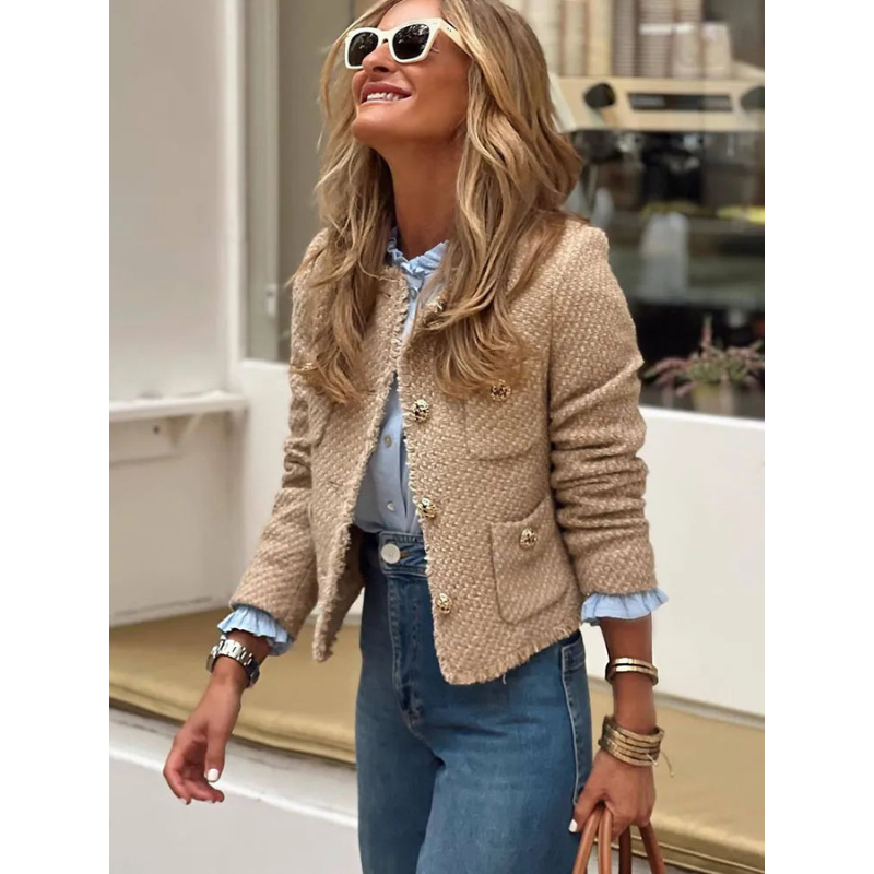 Sabina – Trendige Damen Winterjacke im modernen Design