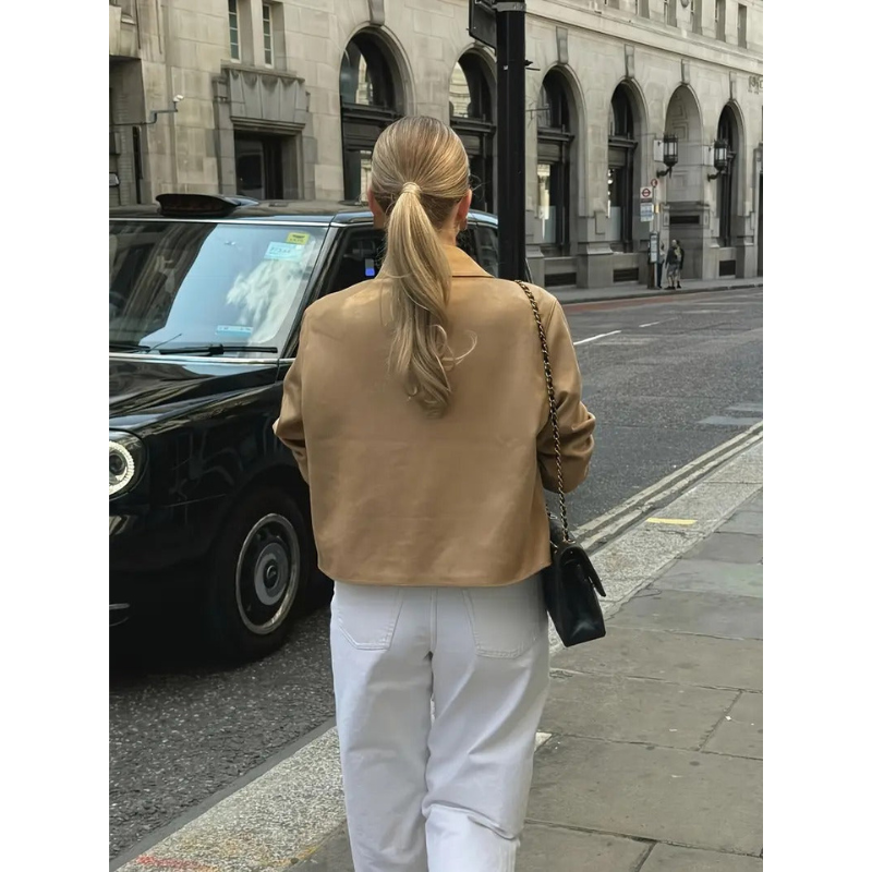 Damen Wildlederjacke mit Knopfverschluss – Camel