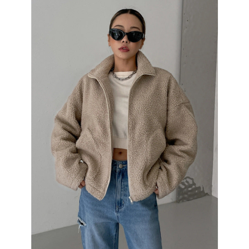 Damen Lammwolljacke – Kuschelig, Elegant und Ideal für die Wintermonate