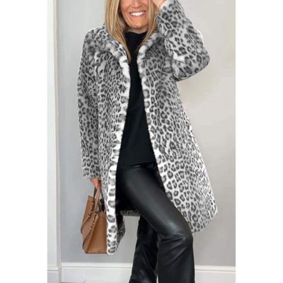 Elegante Damenjacke im Leopardenprint