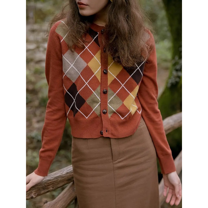 Rostfarbene Damen Strickjacke mit Rautenmuster