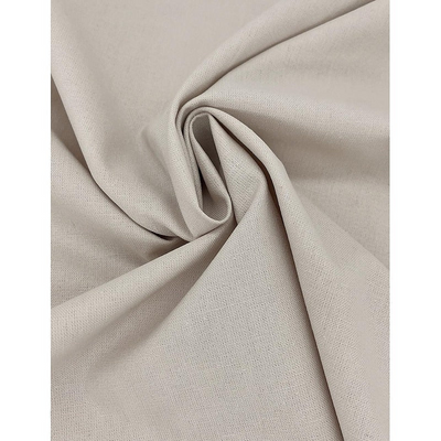 Leichter Herrenanzug – Ideal für Hochzeiten und besondere Anlässe