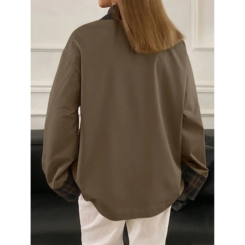 Braune Damenjacke mit Karokonterkragen