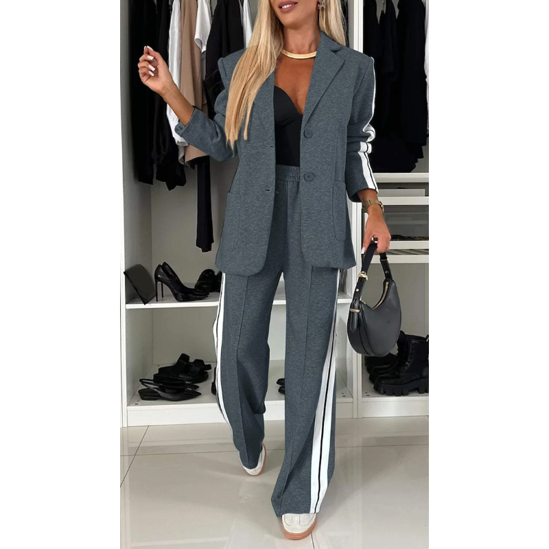 Jill Bequeme Women's Jogging Set