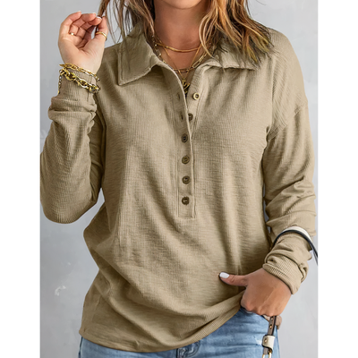 Chiara – Langärmliges Damenoberteil mit Rippstruktur und Knopfdetails