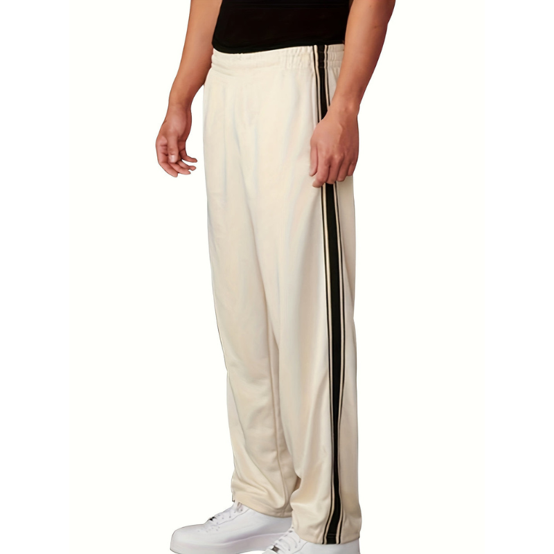 Herren Sporthose – Leichte Strickqualität mit Bequemer Passform und Seitlichen Streifen