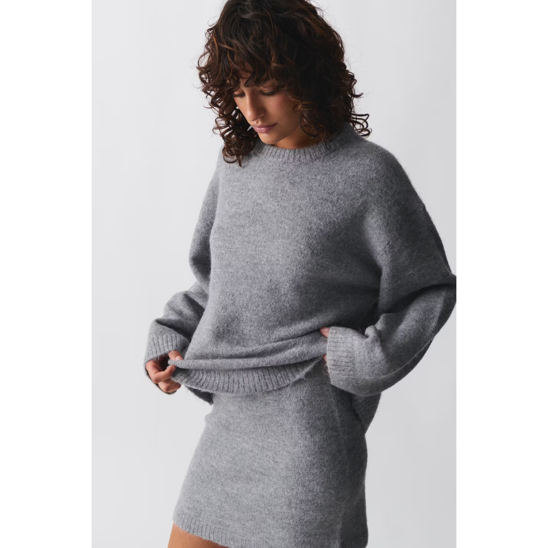 Isolde Oversized Damenpullover – Sanft und Stilvoll