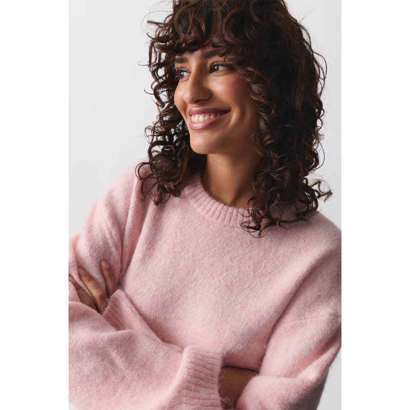 Isolde Oversized Damenpullover – Sanft und Stilvoll