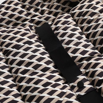 Damen Winterjacke mit Gürtel – Wasserabweisend und Kapuze, gepolstert